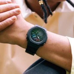 Casio Armbanduhren-G-Shock - GA-2100RW-1AER