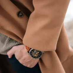 Garmin Lederarmband-Fenix 8 Amoled Sapphire Titanium (51 mm) - 010-02905-40