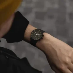 Junghans Lederarmband-FORM A Chronoscope (Engl. Datum) - 27/4372.03