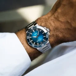 Oris Metallarmband-Aquis Date Calibre 400 - 01 400 7763 4135-07 8 24 09PEB