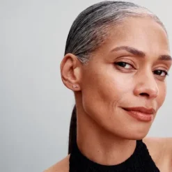 Pandora Ohrringe-Funkelnde Rosafarbene Schleife Ohrringe - 293505C01