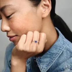 Pandora (Kette mit) Herz-Funkelndes blaues Erhabenes Herz Ring - 188421C01