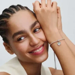 Pandora (Kette mit) Herz-Schillernder doppelter Freundschafts Charm Anhänger - 793434C01