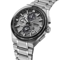 Seiko Metallarmband-Astron GPS Solar Dual Time Chronograph - SSH177J1