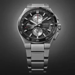 Seiko Metallarmband-Astron GPS Solar Dual Time Chronograph - SSH151J1