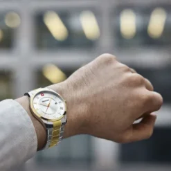 Wenger Metallarmband-City Classic - 01.1441.143